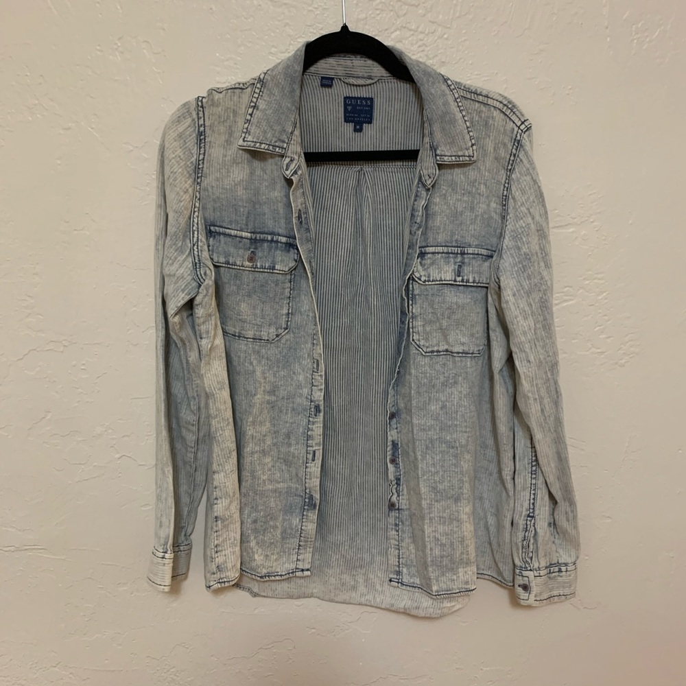 Guess Chambray Button-Up Shirt | M